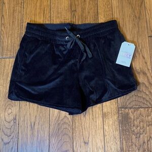 Rue 21 medium black velour shorts
